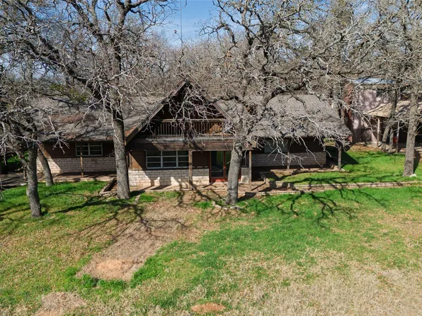 1502 Center Point Rd, Weatherford, TX 76087