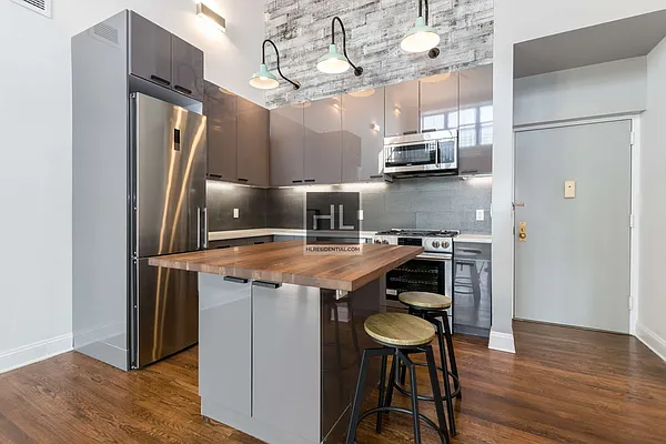 Rented by Highline Residential | media 40