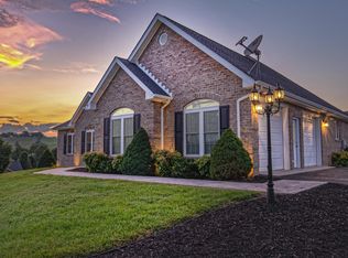 65 Settlers Rd, Fincastle, VA 24090