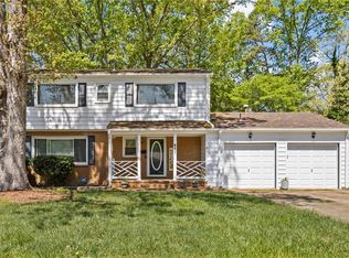 841 Isham Pl, Newport News, VA 23608