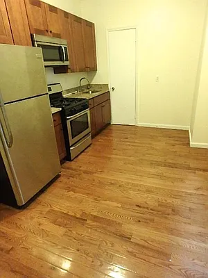 Rented by Level Group | media 13