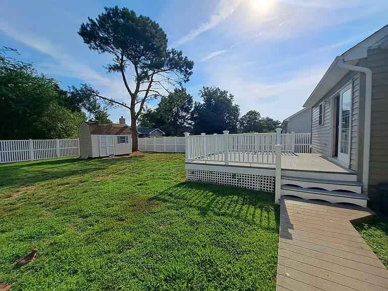 107 Strawberry Way — Photo 17