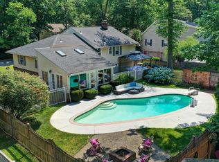 312 Fawnridge Dr, Scotch Plains, NJ 07076