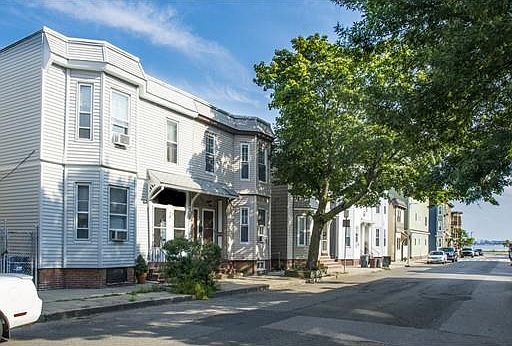 2nd image of 172 North St