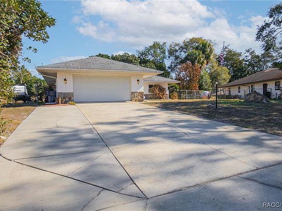 2nd image of 3371 S Winding Path