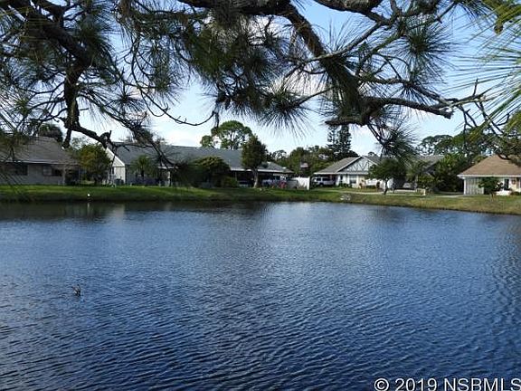 2nd image of 48 Bogey Cir