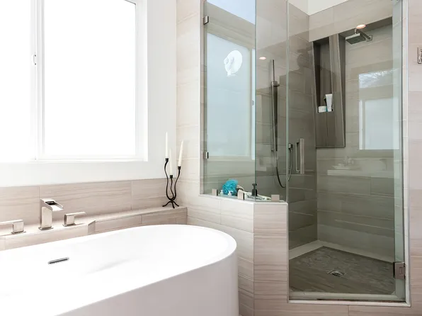 2204 Harriman Ln #B, Redondo Beach, CA 90278