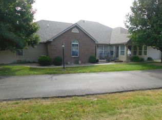 537 Edgehill Cir, Logan, OH 43138