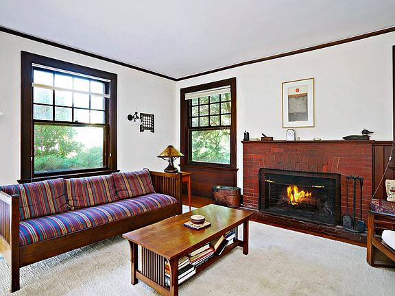 5th image of 7 Midland Ave