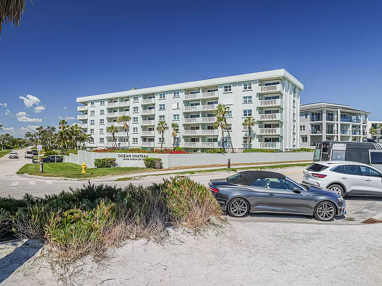 4049 Ocean Dr #305 — Photo 33