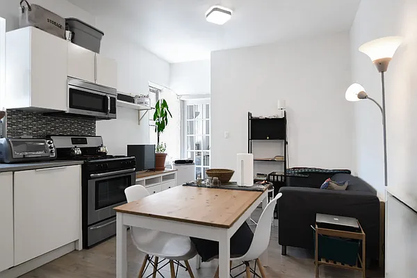 Rented by Corcoran | media 6