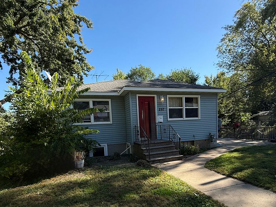 1st image of 257 14th Ave S