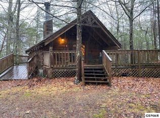 2446 Wildflower Ln, Sevierville, TN 37876