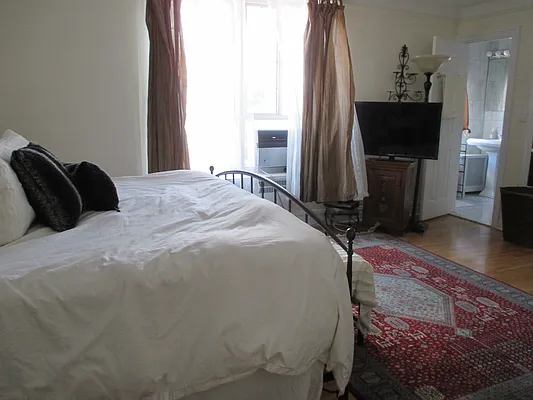 Rented by Rita S Citrin, LREB | media 59