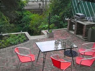 239 Webster St #2, Boston, MA 02128