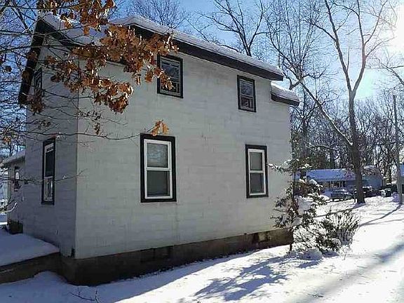 4th image of 411 Joseph St