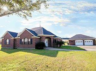 4310 Skylane Rd, Beach City, TX 77523