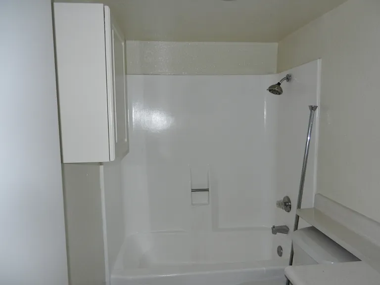 4453 Woodman Ave — Photo 15