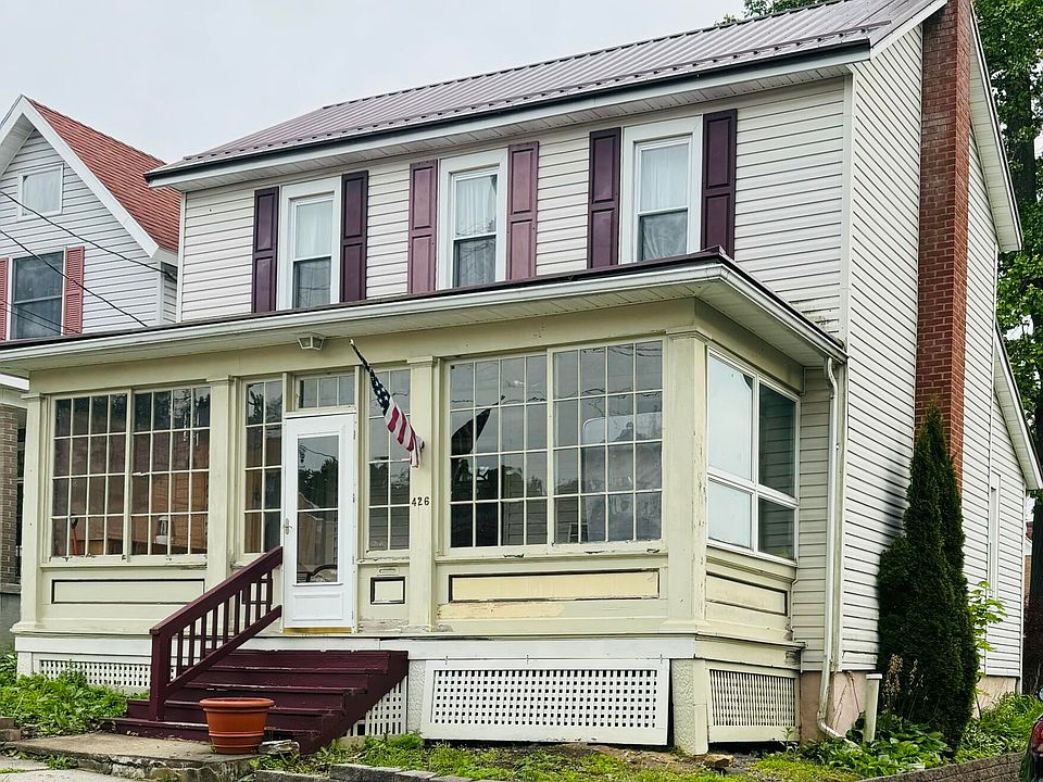 1st image of 426 Ashcroft Ave