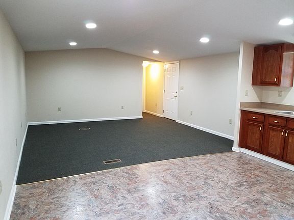 5th image of 2303 Hamilton St