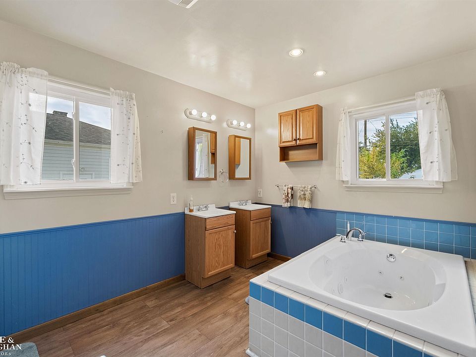 23332 Beverly St, photo 14
