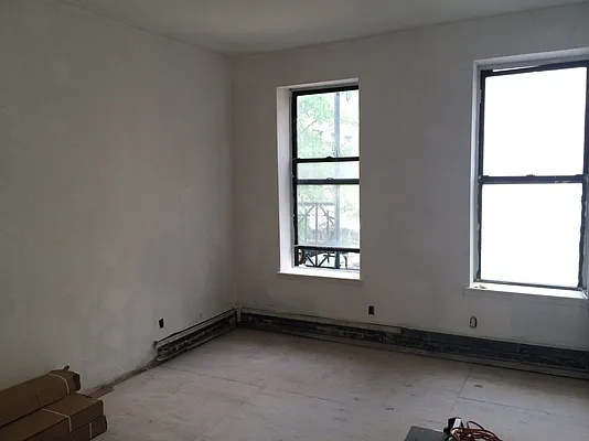 Rented by Bohemia Realty Group | media 7