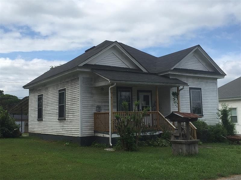 2nd image of 16 Pilgrim St