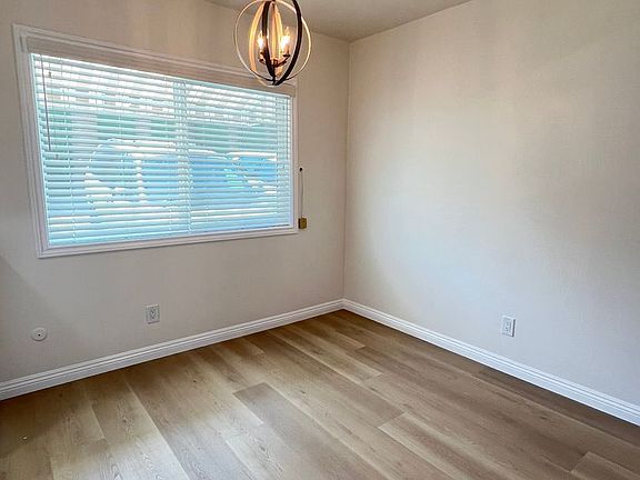 5th image of 905 S Cabrillo Ave APT C