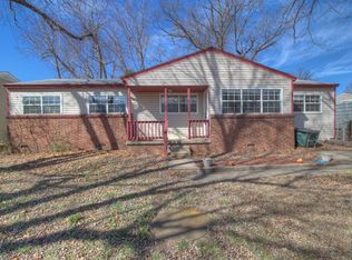 702 N Birch Ave, Sand Springs, OK 74063