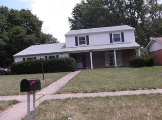 1708 Georgetown Dr, Champaign, IL 61821