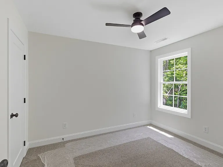 408 Legions Ct — Photo 22