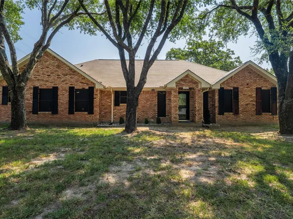 17473 Country Club Dr, Kemp, TX 75143