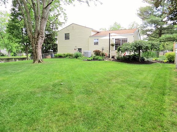 2nd image of 1306 Cinnamon Pl
