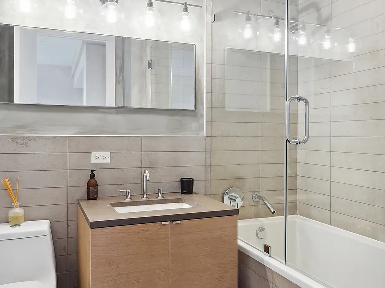 50 Bayard St #3F — Photo 4