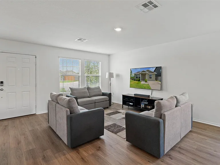 17813 Willacy Cv — Photo 10
