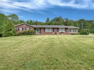 185 Gregg Mill Rd, Greeneville, TN 37743