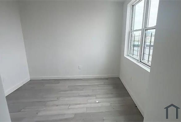 1st image of 2783 Webb Ave #5A