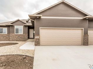 7901 W Strabane St, Sioux Falls, SD 57106
