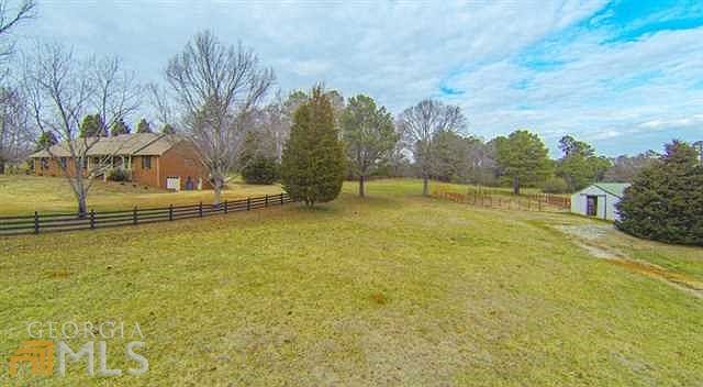 1st image of 113 Riverbend Dr