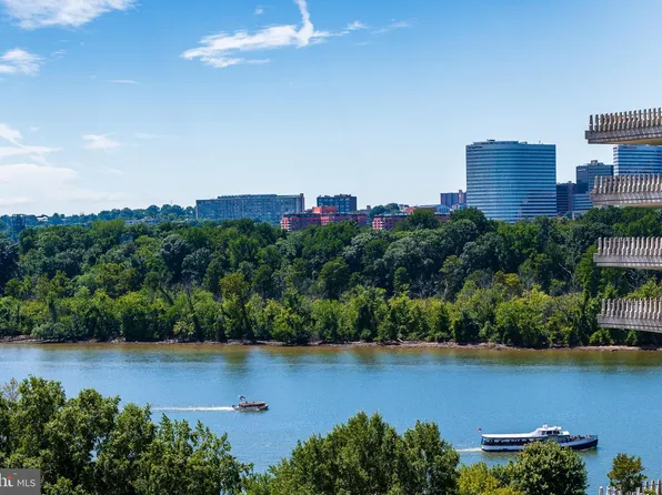 700 New Hampshire Ave NW #1119, Washington, DC 20037