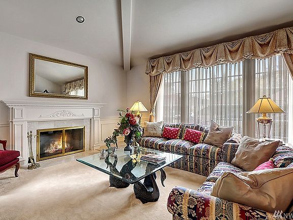 3rd image of 23310 SE 14th Ct