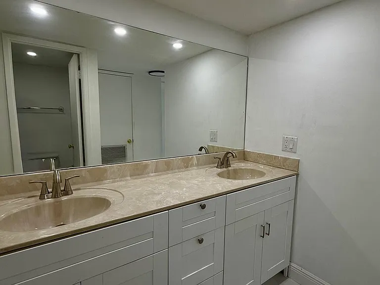 111 Briny Ave #2701 — Photo 17
