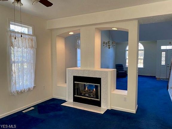 4th image of 10363 River Rock Ln