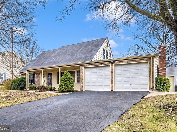 4th image of 12209 Rolling Hill Ln