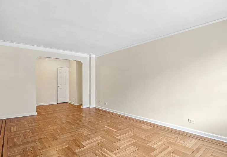 1 Jane St #2A — Photo 4