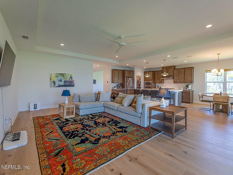 57 Waverly Way — Photo 8
