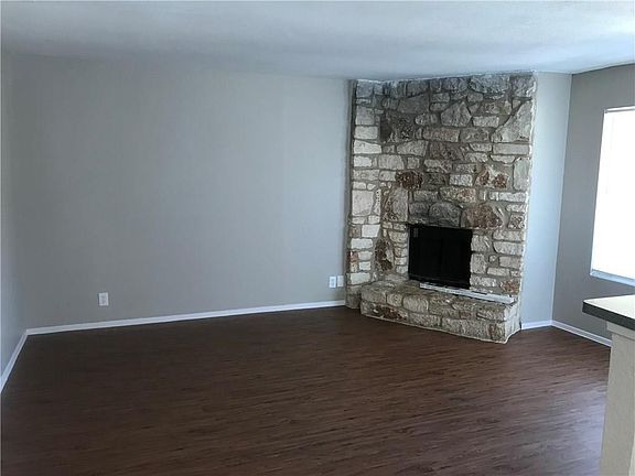 2nd image of 2203 Leah Cv APT C