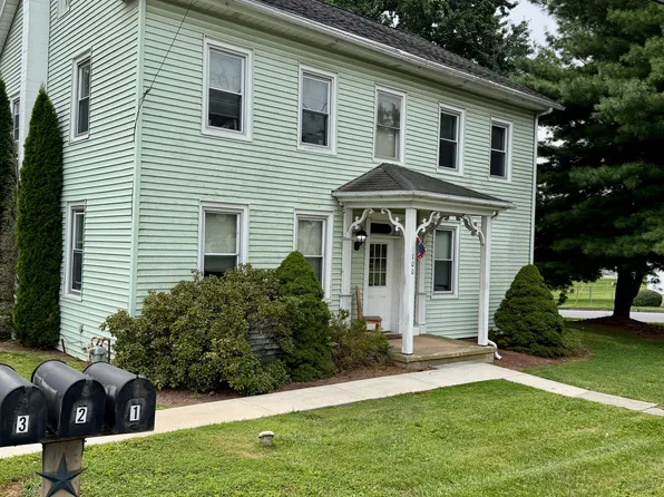 100 E Penn Grant Rd APT 3, Willow Street, PA 17584