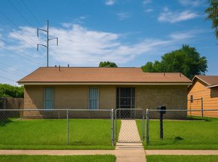 9601 Glengreen Dr, Dallas, TX