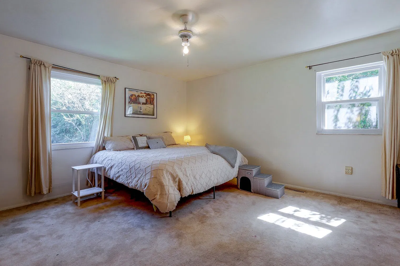 3 bed, 2.0 bath, 1743 sqft, $3,774 — Photo 4